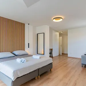 apartments-klemenc.primorje-gorskikotar.com/
